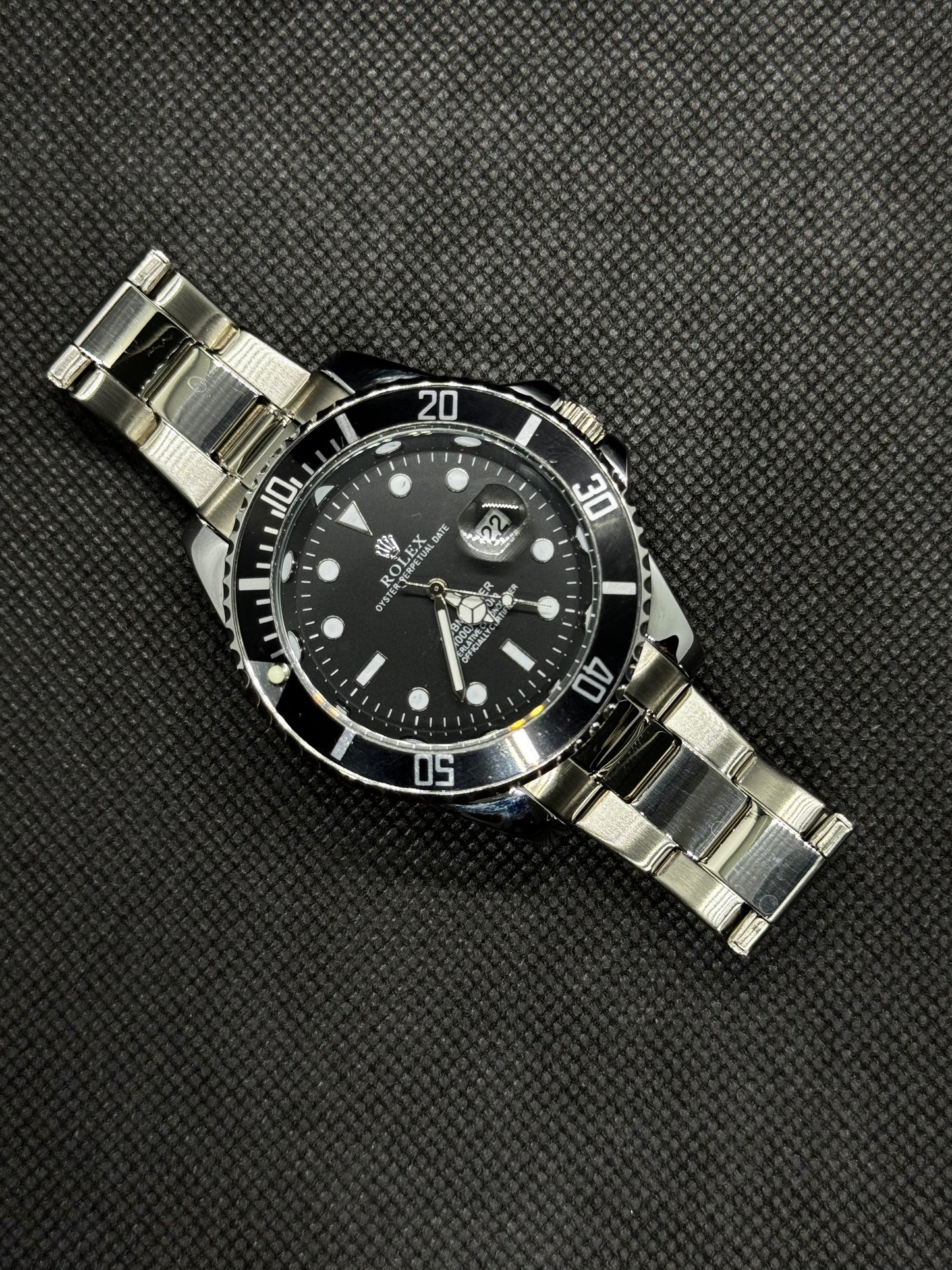 ROLEX Submariner TWO Tone Black dial Stainless Steel Master lock date and time rotating dial