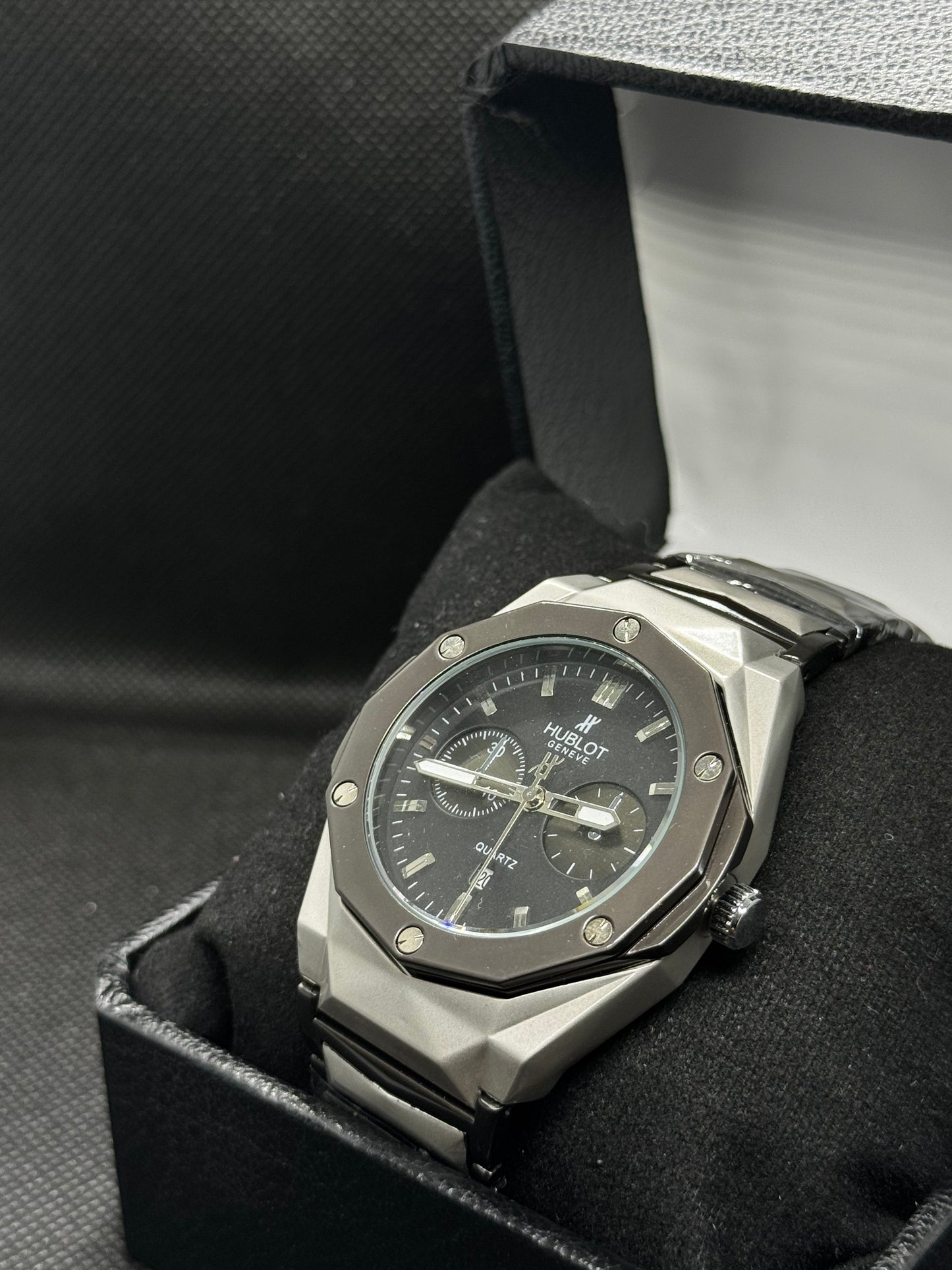 Hublot geneve two tone diamont cut Stainless steel date working master lock