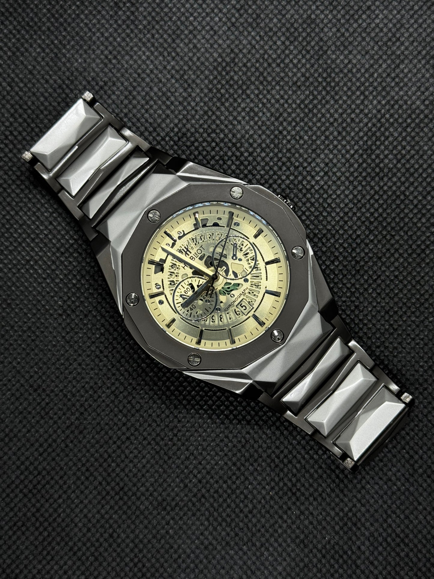 Hublot geneve two tone diamont cut stainless steel date working master lock