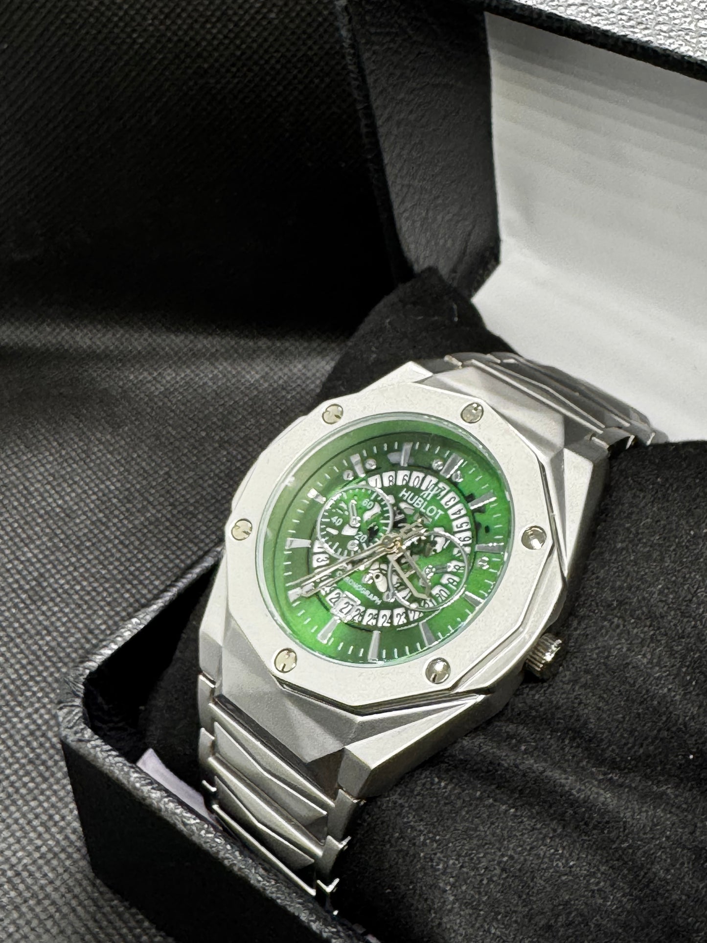 Hublot Geneve Master lock Green Dial Diamont Cut Stainless Steel Date Working