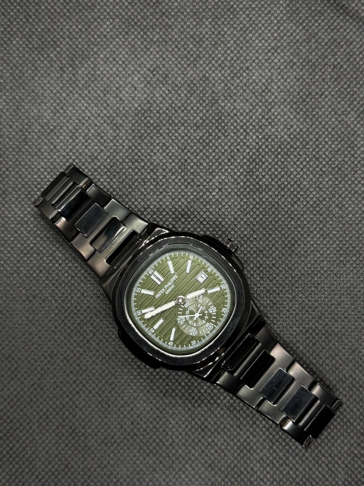 Patek Phillippe Black Chain Green Dial Date working Stainless Steel