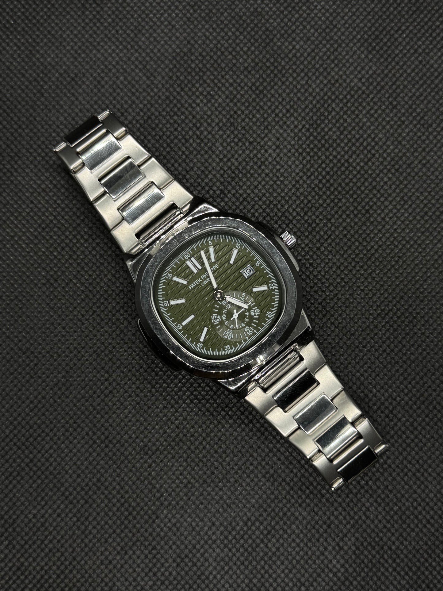 Patek Philippe Green Dial Date Working Stainless Steel