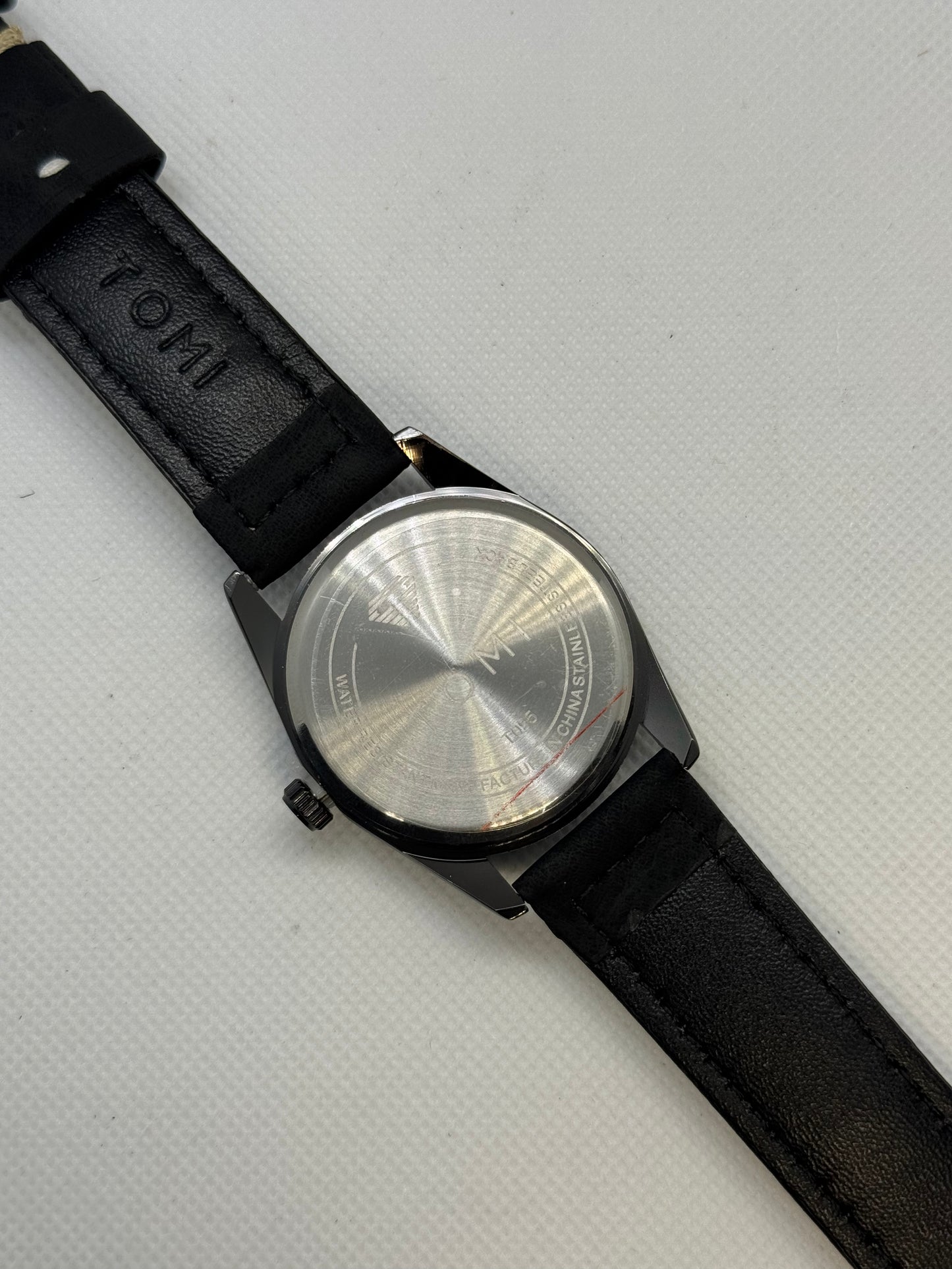 TOMI T-095 Luxuery Watch Luminous Dial Quartz Date Leather Straps