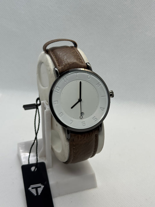 TOMI T_085 Men,s Watch Date Quartz Round Dial Leather Strap