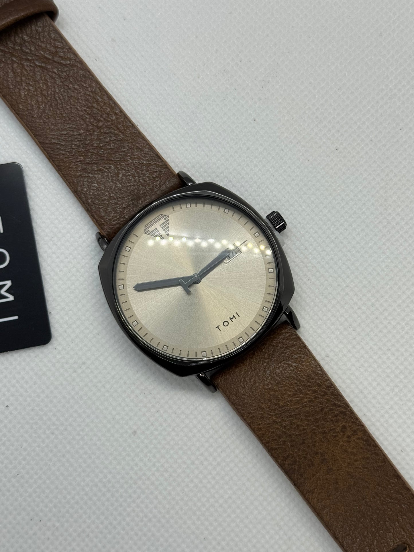 TOMI T_044 Men,s Watch Quarts Date Leather Strap