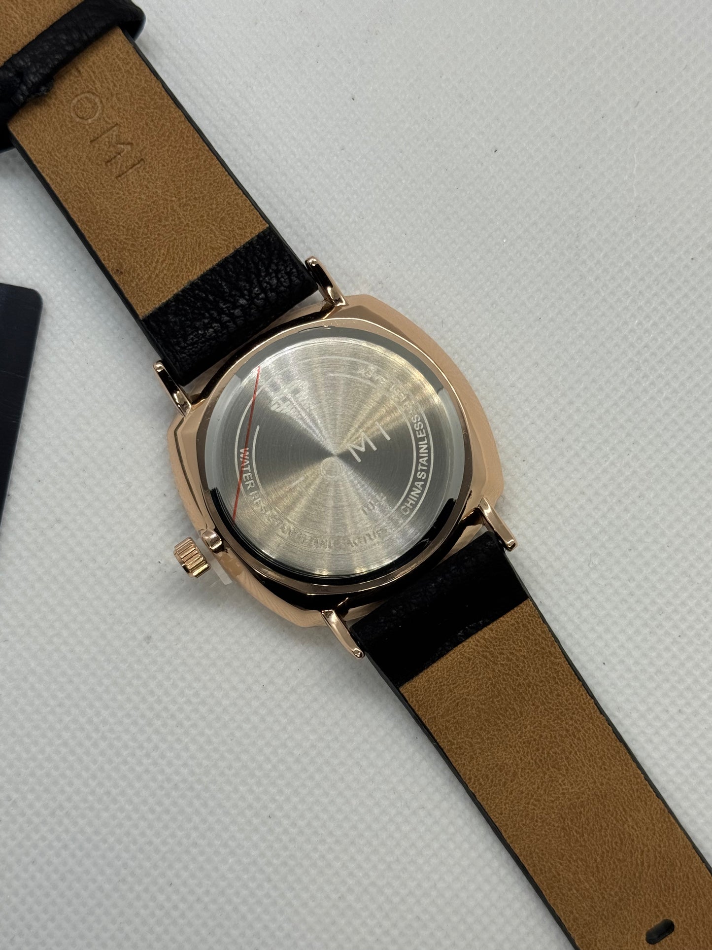 TOMI T_044 Men,s Watch Quarts Date Leather Strap