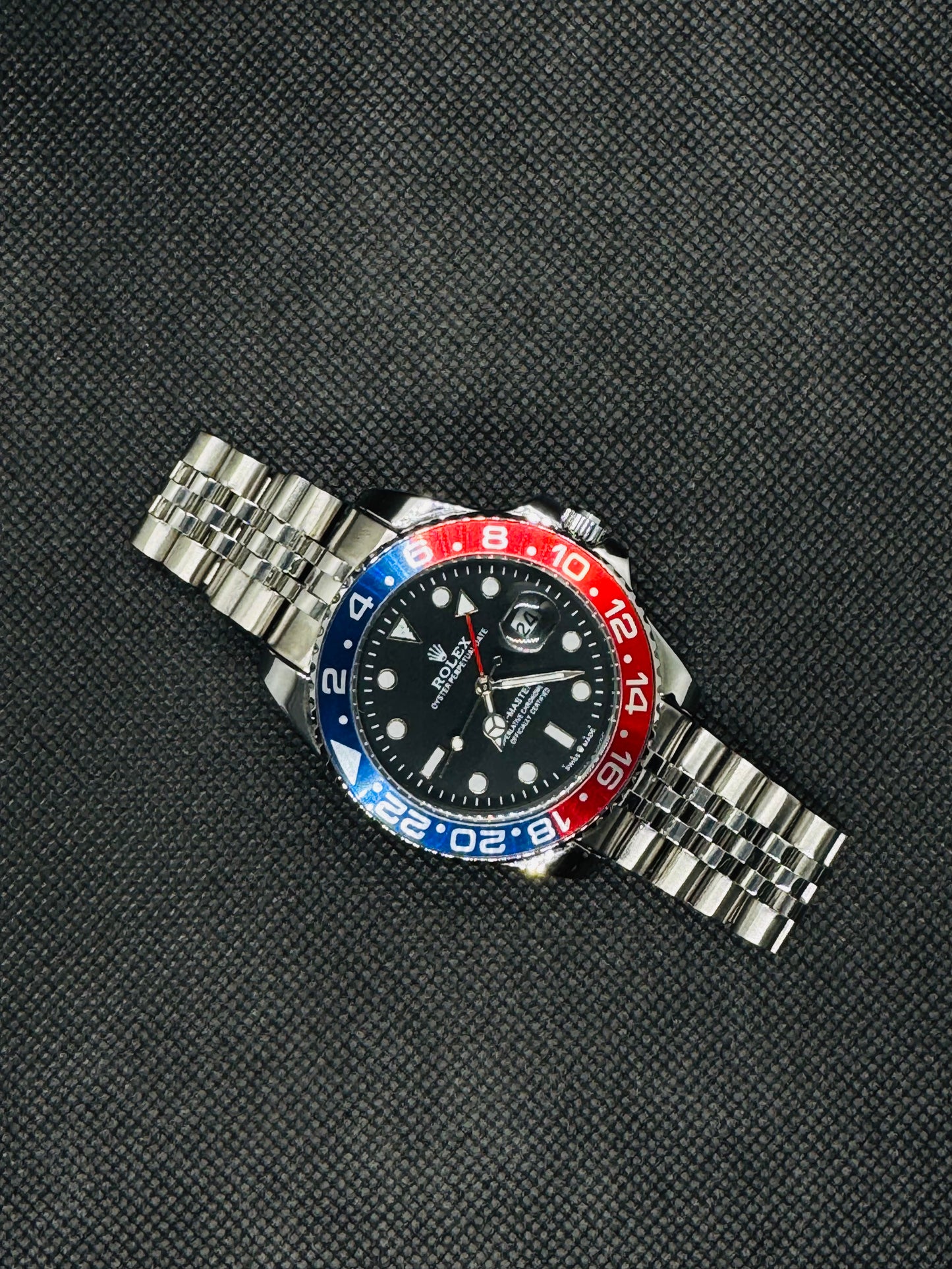 ROLEX GMT Master Pepsi Stainless Steel 40mm date and time rotating dial