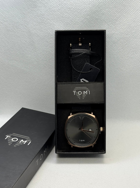 TOMI T_044 Men,s Watch Quarts Date Leather Strap